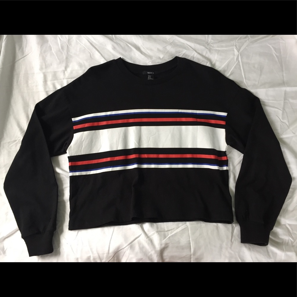 Forever 21 black striped cropped tee